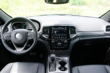 [시승기] 잘 길들여진 야생마 지프 ‘그랜드 체로키’