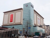 롯데쇼핑, 백화점·아울렛·마트 등 9개 점포 리츠에 1兆 매각