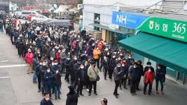 농협 하나로마트, 2일 전국에 마스크 70만장 푼다