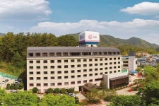 LG, 코로나 치료시설로 550실 기숙사·연수원 제공