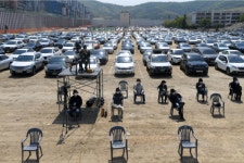 총회는 차안에서, 계약은 전자계약으로… 부동산 시장에 ‘언택트’ 바람