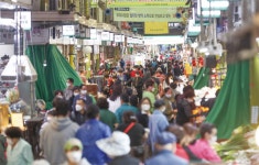 소비만으로 경제 회복 불가능, 美·中 경제 살아나야