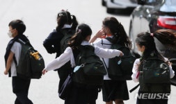 학칙에 여학생 속옷·스타킹 규정이?… 과도한 복장규제 근거 조항 사라진다