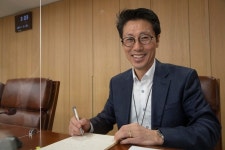 [인터뷰] 경제 위기史 기록한 32년 한은맨, 최상원 속기사…한은이 절간? 격론 모르는 말
