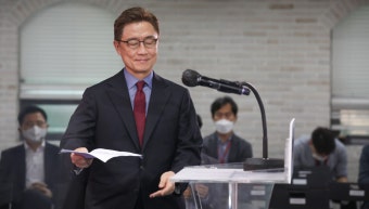 한 자리 모인 대선 후보 12명…국민의힘 경선버스 시동