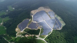 이재명 “한국 어디서나 풍력·태양광 발전, 2040년 내연차 판매 중단”