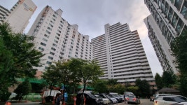[백윤미의 손품임장] 강남·광화문·여의도 다 가까워… 더블역세권 5억대 ‘구로두산아파트’