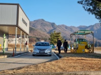 [르포] 이준석 닷새 머문 상주안전체험교육센터...300m 빙판길 올랐더니