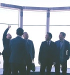 롯데, 신세계 제치고 미니스톱 인수…편의점 3강 굳힌다