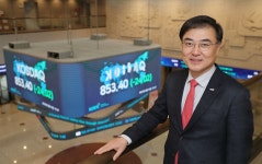 [인터뷰] “코스닥은 ‘2부 리그’ 오명 없앤다, 올 가을 글로벌 세그먼트 만들 것”