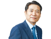 “글로벌 인재 영입으로 15만 개 고객사에 맞춤형 SW 제공”