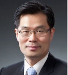 박경호 변호사 “검사 출신 국회의원, 올바른 주장 못 펴면 사퇴해야”