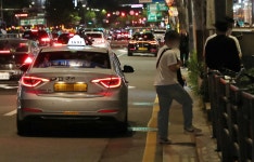 서울시, 심야 전용택시 확대키로… “5000대 추가 공급”