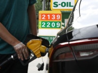 유류세 추가 인하에… 기름값 9주 만에 하락 전환