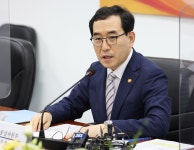 이창양 산업장관 “업종별 산업 대전환 전략맵 마련…8월 말 자동차부터 순차 공개”