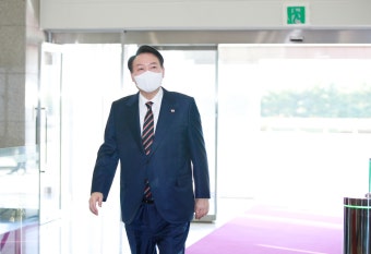 尹대통령, 토마스 바흐 IOC위원장 등과 대통령실서 만찬