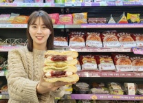 CU, ‘이번엔 고려대 맘모스빵’ 편의점 빵 종류 늘린다