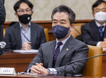 윤희근 경찰청장 “모든 경찰관이 웨어러블 장비 착용… 돌연사 예방하겠다”