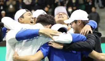 한국 테니스, 데이비스컵 첫 2년 연속 16강… 2패 뒤 3연승