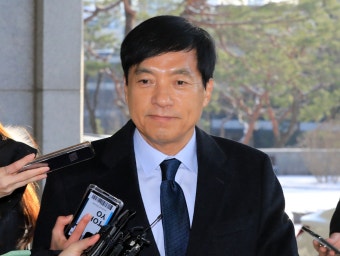 ‘김학의 불법출금 수사외압’ 이성윤 1심 무죄…“인과관계 인정 어려워”