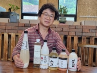 [박순욱의 술기행](96) “막걸리도 발효 때, 클래식 들려주면 맛이 상큼해져 더 맛있어요.”