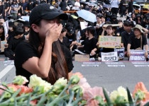 교육부, 서이초 교사 추모집회 참여자 징계 방침 철회…“불이익 없다”