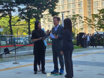 이재명, 다섯번째 검찰 출석… “정치 검찰 악행”(종합)