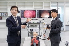 [메드테크, 우리가 국대다] ①일본 장악한 내시경 시장…‘전동화·AI’로 도전장