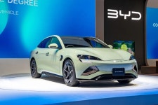 BYD, 재팬모빌리티쇼에 日 공략 전기 세단 씰 전시