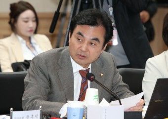 민주당, 전략공천관리위원장에 4선 중진 안규백