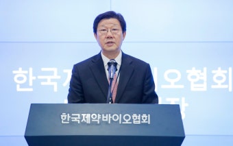 대통령 직속 의료개혁특위 위원장에 노연홍 제약바이오협회장 내정