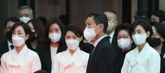 아워홈 노조 “경영 무지 구미현 부부 이사직 철회·구본성 주식 매도해야”