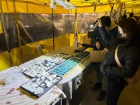 동대문 ‘노란천막’에서 또… 서울시, 짝퉁 판매한 70명 입건