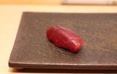 [한국의 스타 셰프들]③ 나카무라 코우지, “맛있는 밥이 최고의 초밥 필수 조건”