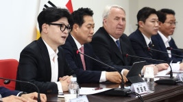 韓 “이재명 회담 제의 환영… 민생 논의하자”