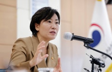 농식품장관 “중국산 배추 1100톤 수입… 준고랭지 생산에 따라 중단할 수도”(종합)