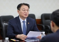 뿌리업종 중견기업, 본사 수도권에 있어도 지방 공장에 외국인 고용 허용