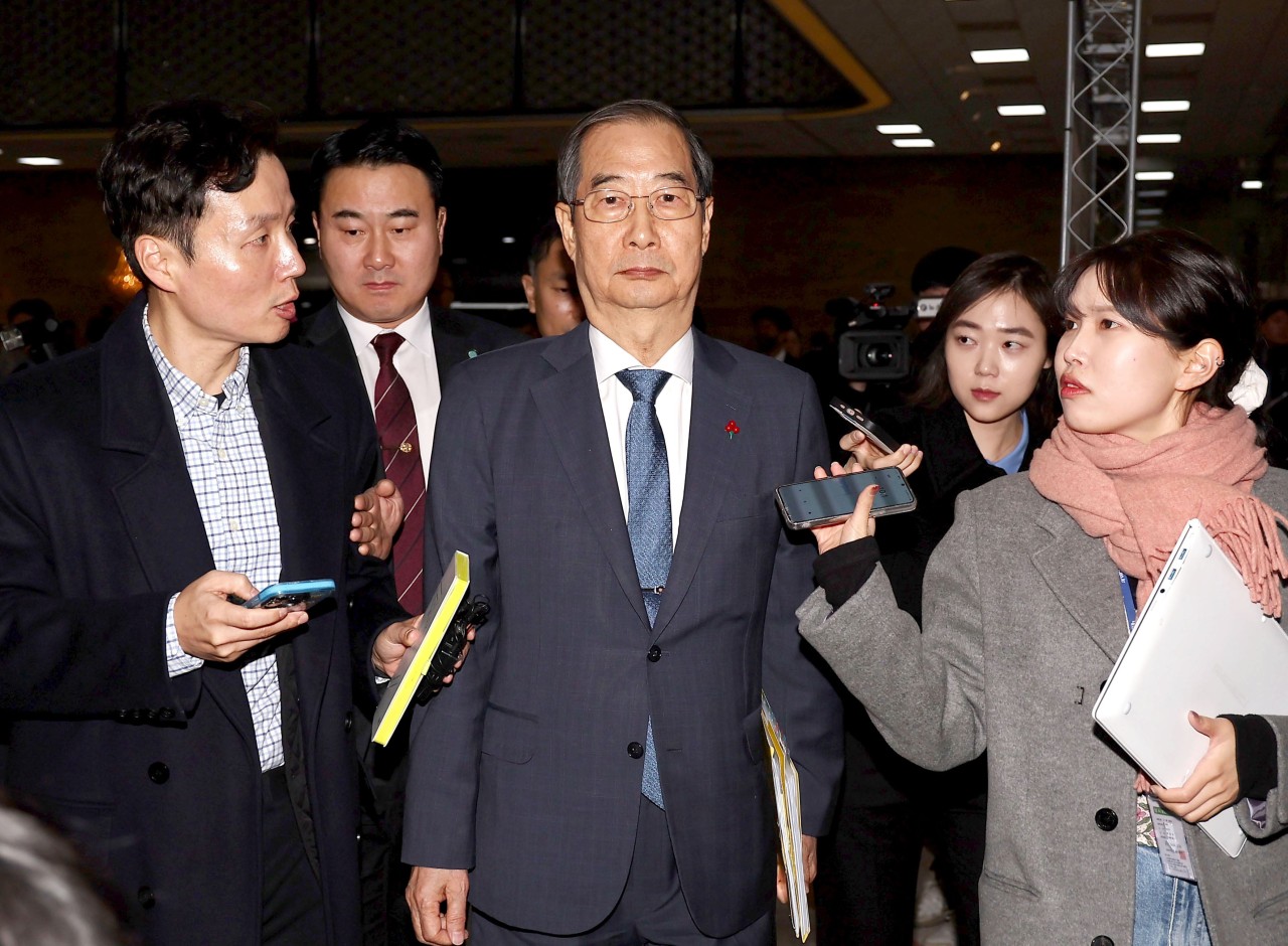 한덕수 국무총리, 비상계엄 선포 국무회의 흠결 지적 형식과 절차 문제 지적
