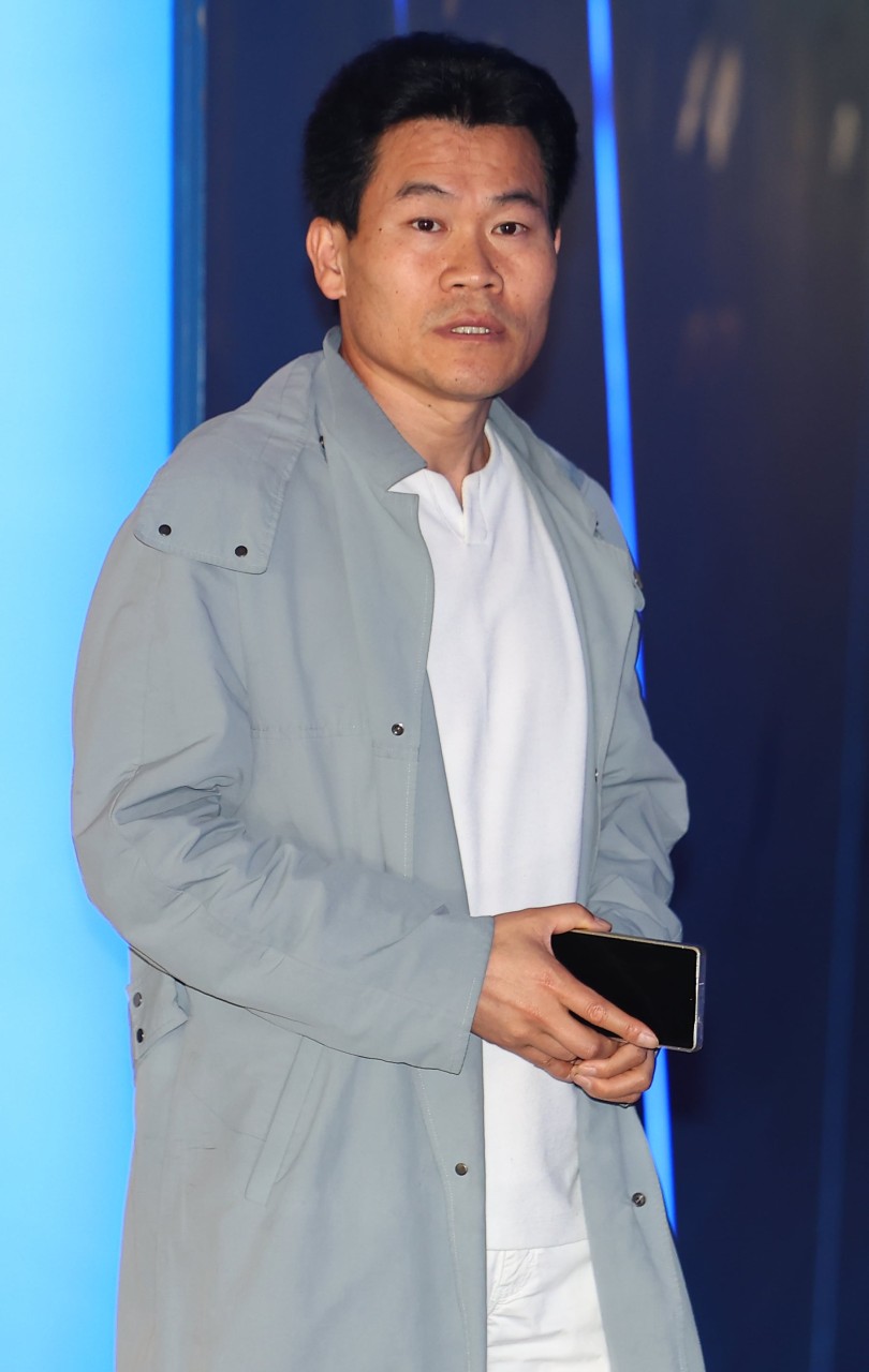 이재명 대통령 발언 왜곡 혐의로 조사받는 전한길씨, 경찰 소환 조사 계속 진행 중