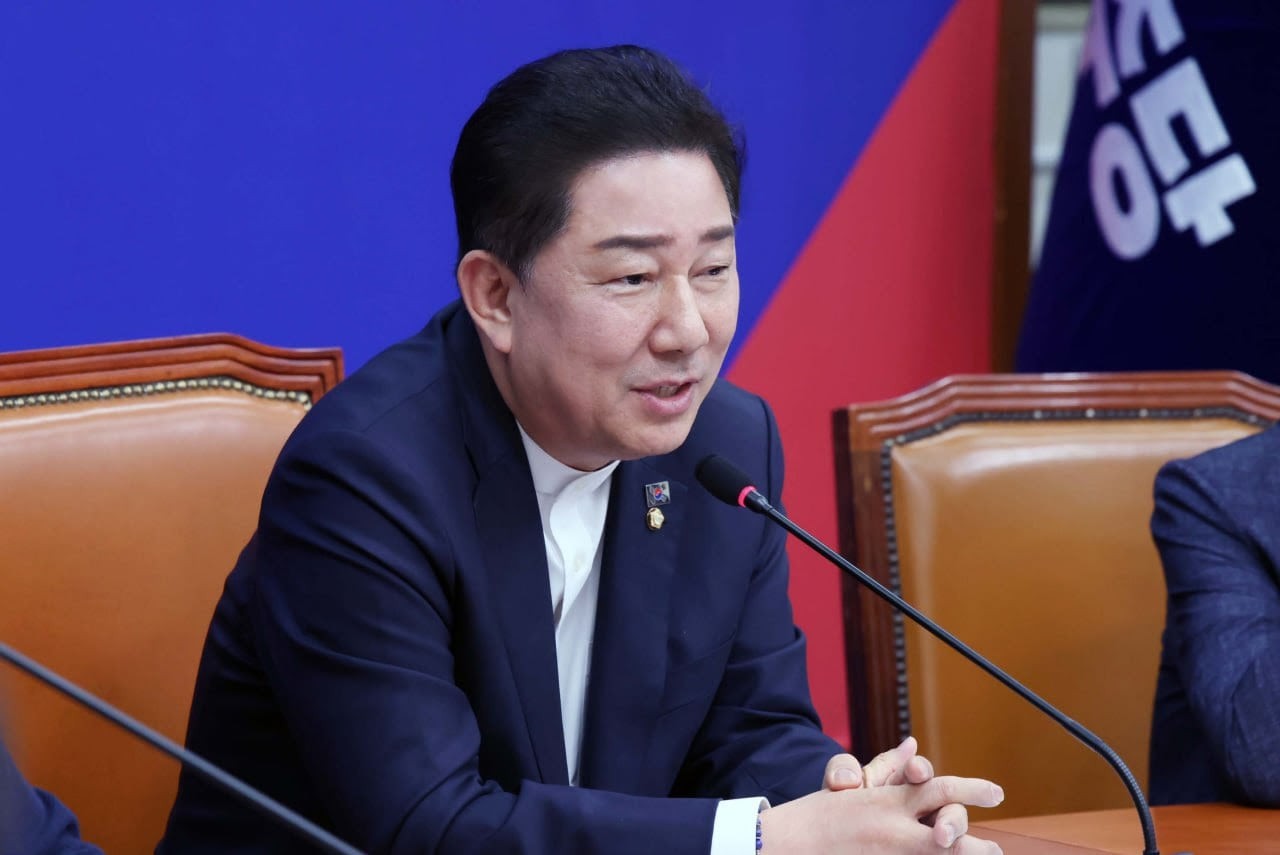 더불어민주당, 새로운 원내대표로 김병기 의원 선출