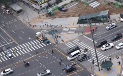 교대역 가스 유출로 역무원 2명 경상… 지하철·차량 통행 재개(종합)
