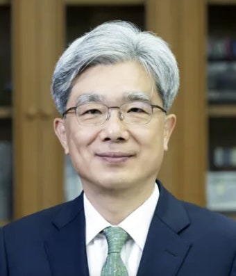 李대통령, 김상환 헌법재판소장 임명동의안 제출