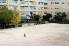 시골 초등학교의 생존법 “수학여행은 유럽으로 갑니다, 비용은 0원”