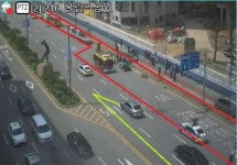 서울 송파구 방이동 올림픽로에 포트홀… 2개 차로 통제