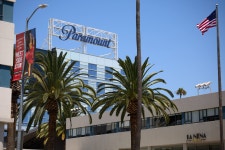 파라마운트, 워너브라더스 인수 추진…디즈니 아성 넘보는 ‘미디어 제국’ 탄생할까