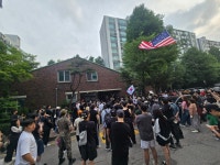 날이 샜다… 잠실7동 투표함 반출 저지 계속(종합)