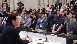 李대통령 “부동산 보유세 낮아…시장 왜곡 ‘전세 제도’ 사라지고 있어”