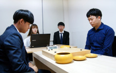 풀세트 접전, 61세 노장이 결정했다 