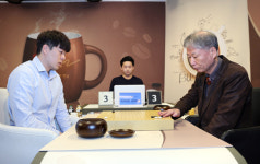 65세 최고령 서봉수, 17위 윤준상 꺾었다