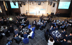 평균 61세, 역전의 용사들이 다시 모였다